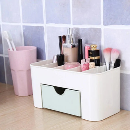 Plastic Makeup Organizer in shade Green / 20.5x10.5x10 Centimeter